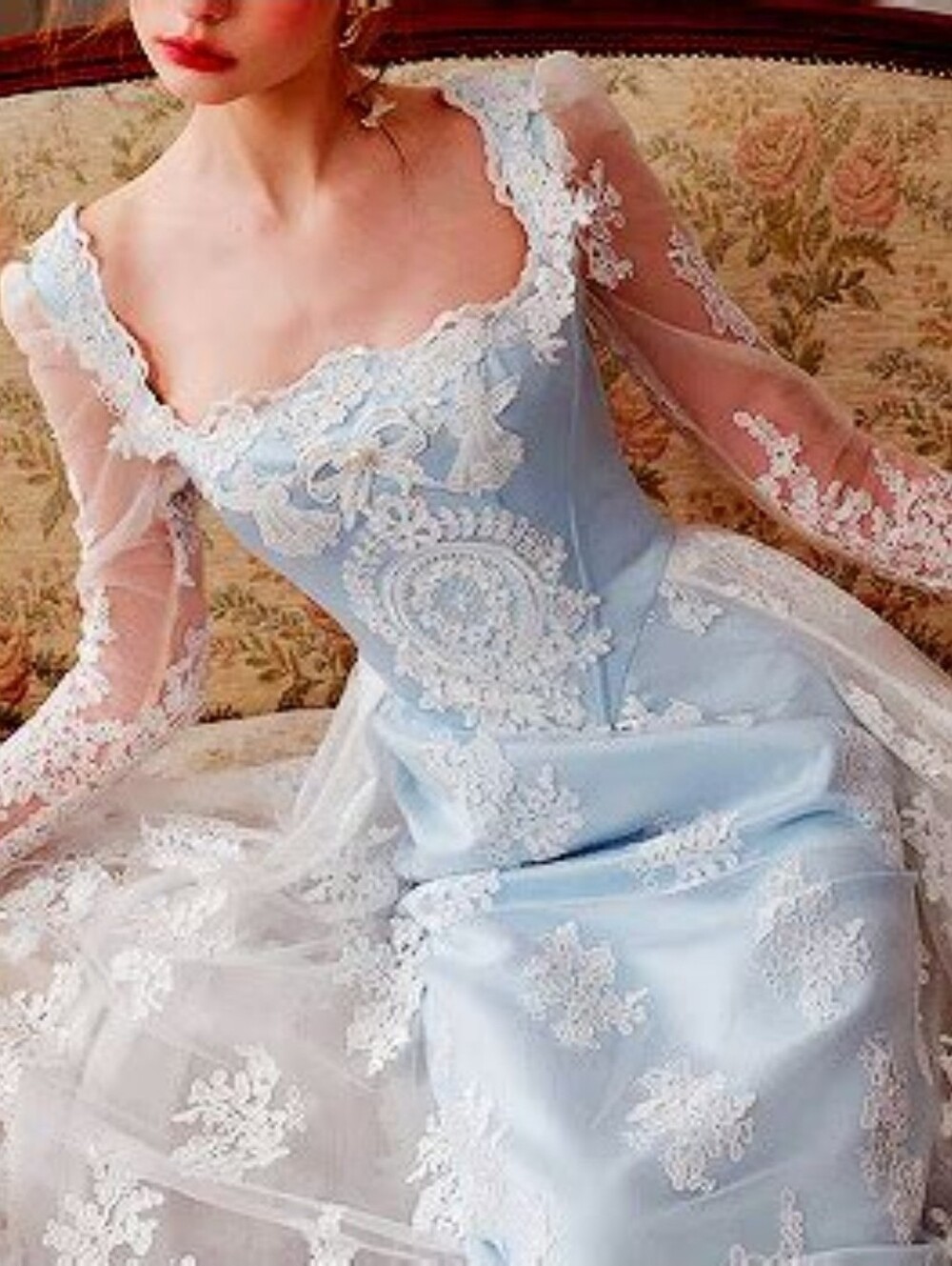LaceMade Frozen Dress Size L NWT - Picture 6 of 6
